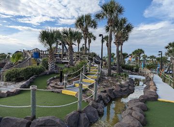 florida/pensacola-beach/attraction/ufo-s-mini-golf-ice-cream-arcade