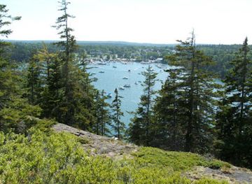maine/acadia-national-park/attraction/asticou-terraces