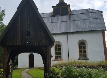 sweden/medelpad/attraction/ytterlannas-old-church