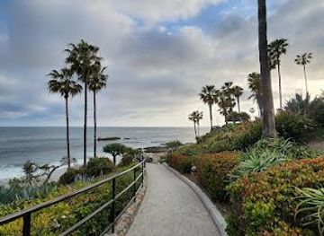 california/huntington-beach/attraction/heisler-park