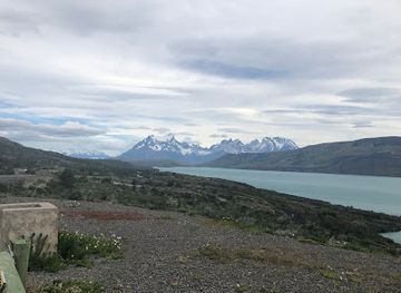 chile/magallanes-and-chilean-antarctica-region/attraction/del-toro-lake
