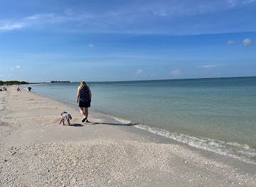 florida/fort-myers/sanibel-island/attraction/lovers-key-state-park