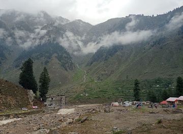 pakistan/naran/attraction/lalazar-fall