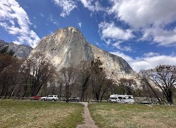 california/yosemite-village/attraction/el-capitan-meadow