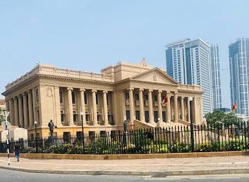 sri-lanka/colombo/attraction/old-parliament-building