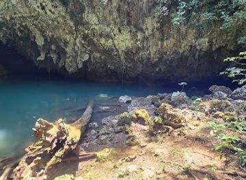 guatemala/semuc-champey/attraction/cuevas-de-se-tzol