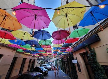 poland/greater-poland/attraction/mural-charlie-chaplin-m-picado