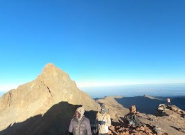 kenya/mount-kenya/attraction/point-lenana