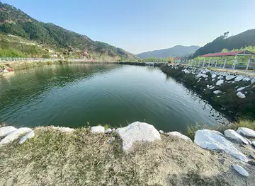 Haroon's Lake Resort