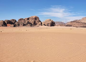 jordan/wadi-rum/attraction/valley-of-colors