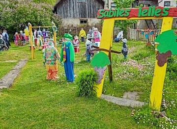 latvia/abava-river-valley/attraction/doll-garden
