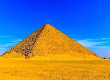 egypt/cairo/attraction/red-pyramid