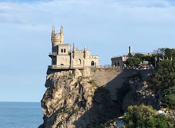 ukraine/crimea/attraction/swallow-s-nest