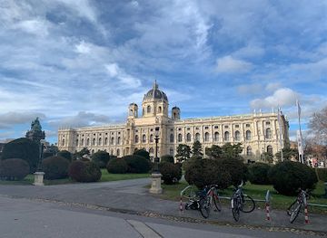 austria/vienna/neubau/attraction/platz-der-menschenrechte