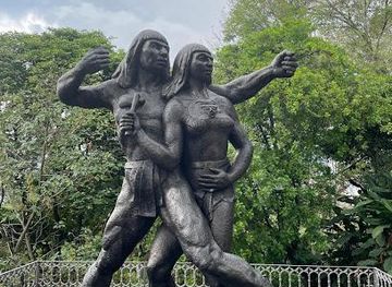 colombia/medellin/attraction/sculpture-park-nutibara-hill