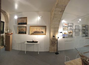 france/bordeaux-wine-region/attraction/musee-de-l-histoire-maritime-de-bordeaux