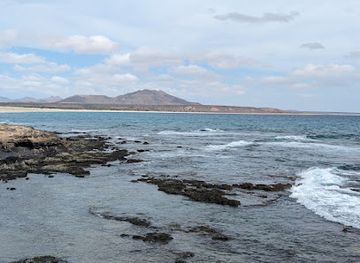 cabo-verde/praia-de-chaves/attraction/fundacao-tartaruga