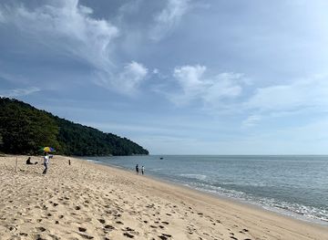malaysia/penang-island/attraction/pasir-panjang-beach