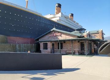 tennessee/pigeon-forge/attraction/titanic-museum-attraction