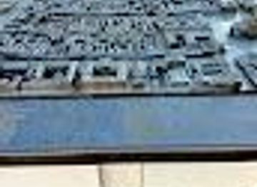 romania/cluj-napoca/attraction/the-bronze-model-of-central-cluj-napoca