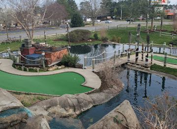 virginia/williamsburg/attraction/pirate-s-cove-adventure-golf-of-williamsburg-virginia