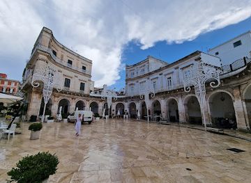 italy/apulia/attraction/palazzo-ducale