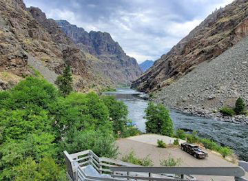 idaho/hells-canyon-national-recreation-area/attraction/hells-canyon-creek-visitor-center