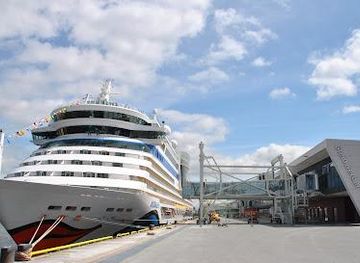 germany/hamburg/attraction/hamburg-cruise-terminal