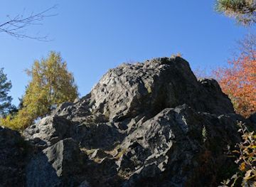 poland/holy-cross-mountains/attraction/diabelski-kamien