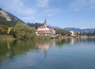 Lago Pusiano Pesca E Navigazione