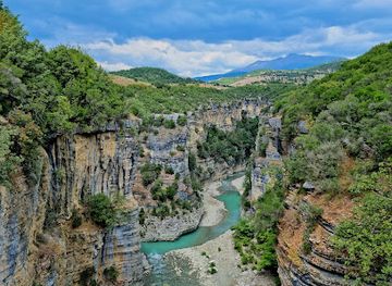 albania/toskeria/attraction/kanionet-e-osumit-zaberzan