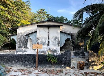 maldives/lhaviyani-atoll/attraction/old-friday-mosque
