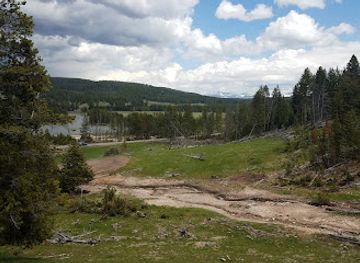 wyoming/yellowstone-national-park/attraction/black-dragon-s-caldron
