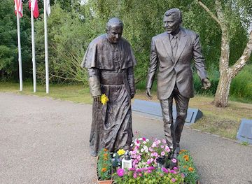 poland/pomerania/attraction/president-ronald-reagan-park