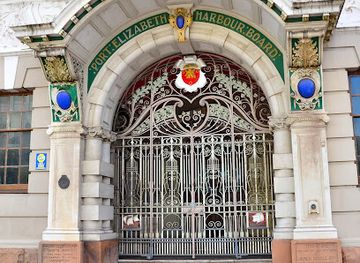 south-africa/port-elizabeth/attraction/harbour-board-building