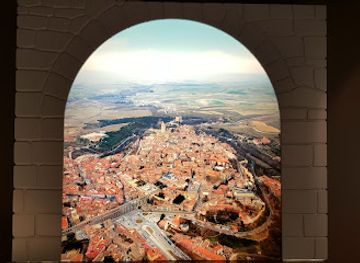 spain/segovia/attraction/interpretation-center-aqueduct