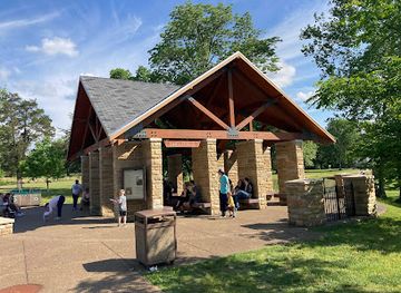 kentucky/mammoth-cave-national-park/attraction/mammoth-cave-visitor-center-guided-tour-pavillion-b