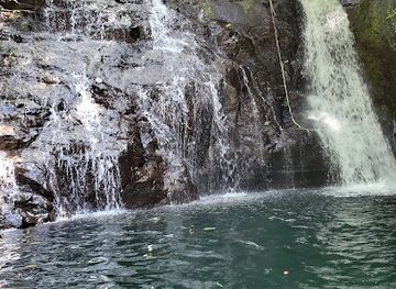 philippines/cagayan-valley/attraction/buwacag-falls