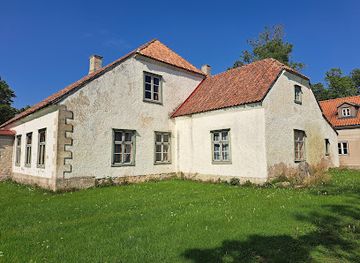 estonia/estonian-islands/attraction/pidula-manor