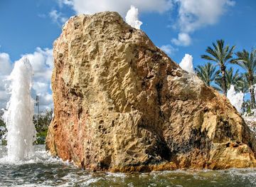 israel/holon/attraction/shimon-peres-park