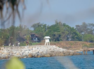 thailand/rayong/rayong-beach/attraction/khao-laem-ya-viewpoint