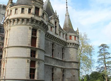 france/loire-valley/attraction/chateau-d-azay-le-rideau