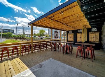 tennessee/nashville-music-row/attraction/bad-axe-throwing-nashville