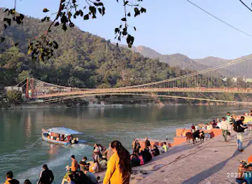 Ram Jhoola Ganga Ghat