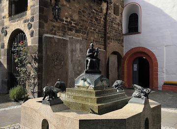 germany/bonn/attraction/schwarzrheindorfer-marienbrunnen