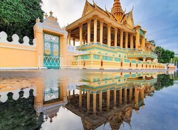 cambodia/kampong-speu/attraction/moonlight-pavilion-preah-tineang-chanchaya