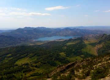 kazakhstan/bayanaul-national-park/attraction/aqbet-shyny