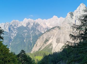 slovenia/kranjska-gora/attraction/na-malo-mojstrovko-po-plezalni-poti