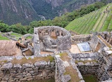 peru/machu-picchu/attraction/el-templo-del-sol