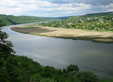 moldova/nistru-river/attraction/tipova-monastery